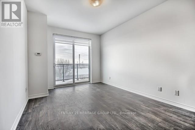 211 - 11611 Yonge Street, Richmond Hill, Ontario  L4E 1G2 - Photo 11 - N12414376