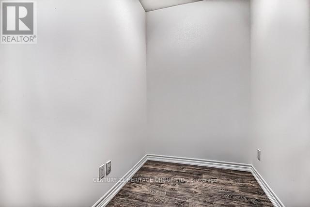211 - 11611 Yonge Street, Richmond Hill, Ontario  L4E 1G2 - Photo 17 - N12414376