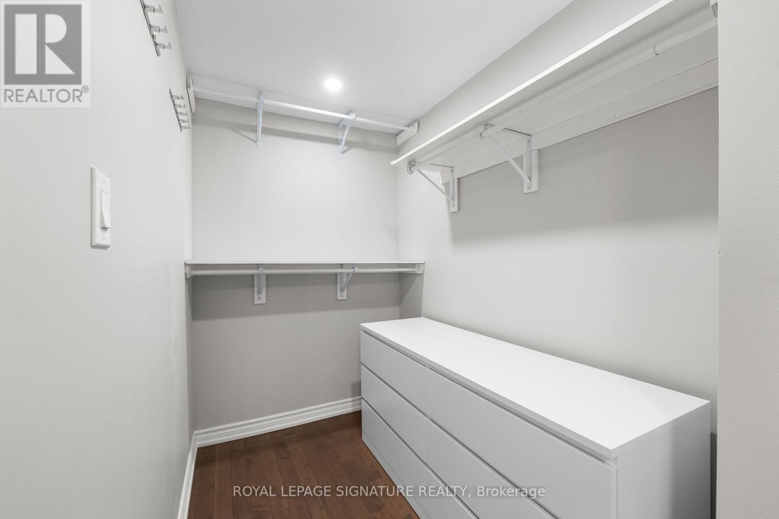 10 Thatcher's Mill Way, Markham, Ontario  L3P 3T3 - Photo 17 - N12414379
