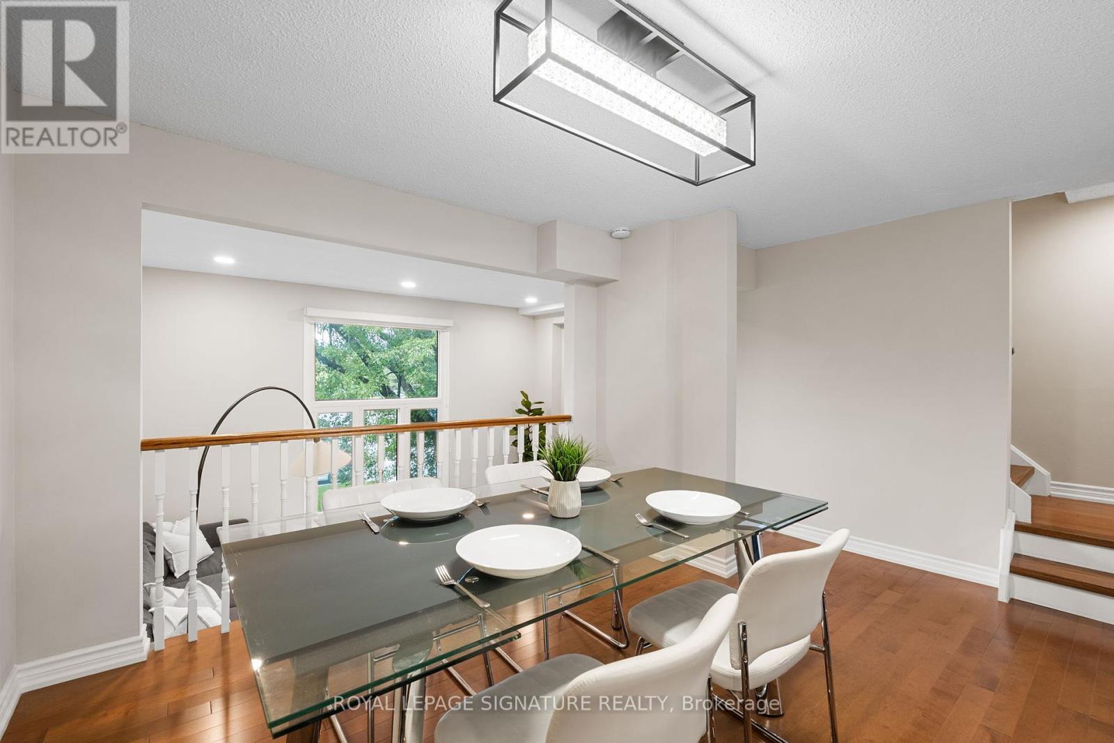 10 Thatcher's Mill Way, Markham, Ontario  L3P 3T3 - Photo 6 - N12414379