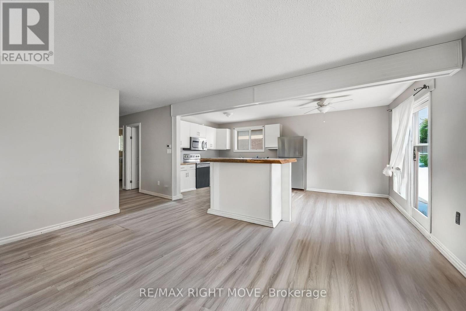 218 Hilda Street, Orillia, Ontario  L3V 1J1 - Photo 16 - S12414340