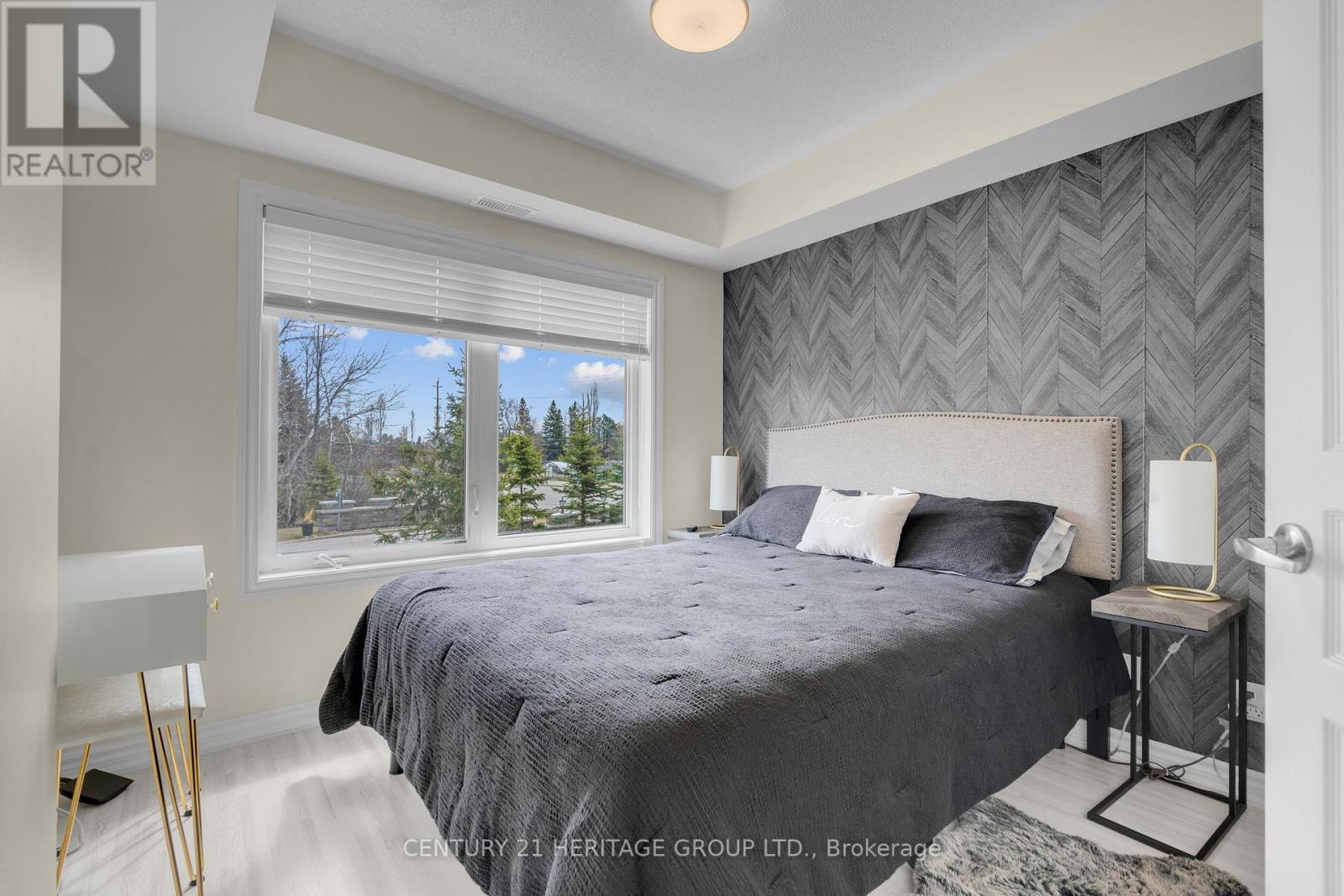200 - 2 Anchorage Crescent, Collingwood, Ontario  L9Y 5C8 - Photo 18 - S12414403