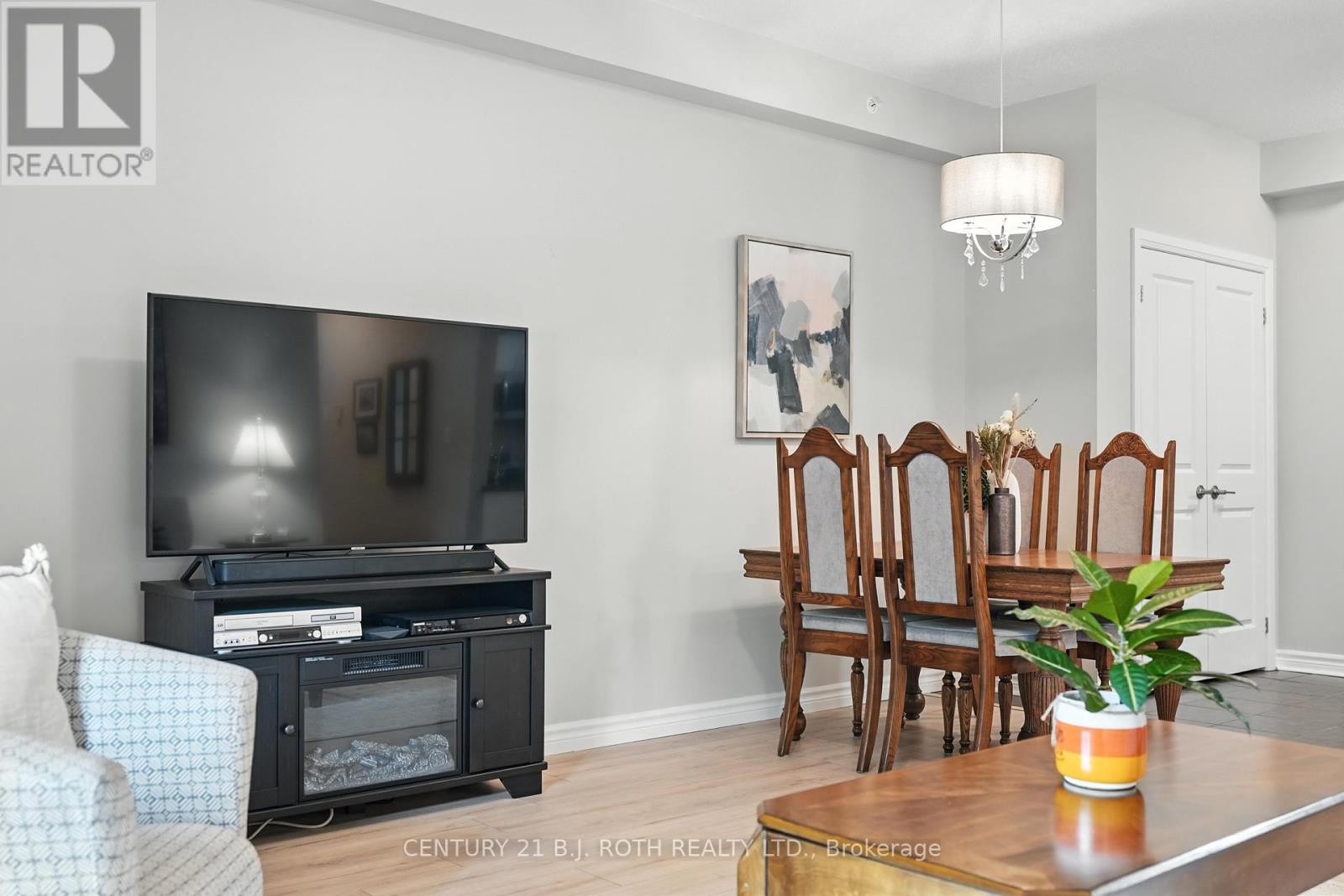 112 - 306 Essa Road, Barrie, Ontario  L9J 0H5 - Photo 14 - S12414425