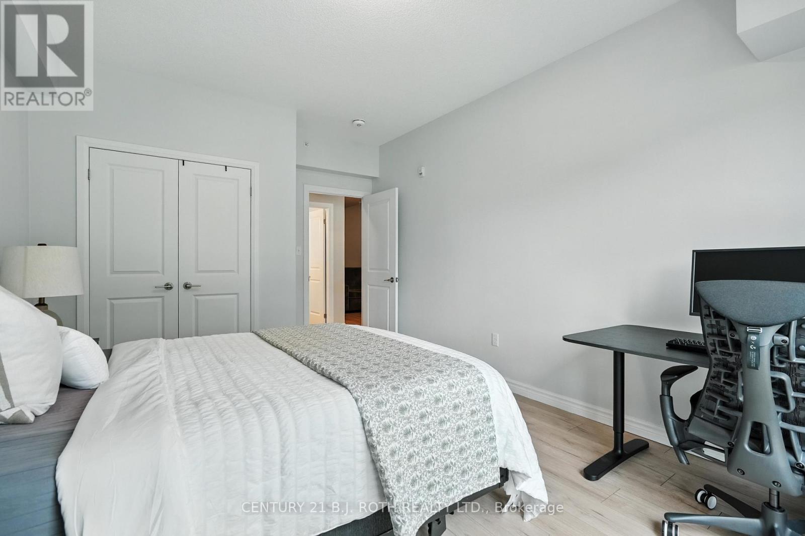 112 - 306 Essa Road, Barrie, Ontario  L9J 0H5 - Photo 18 - S12414425