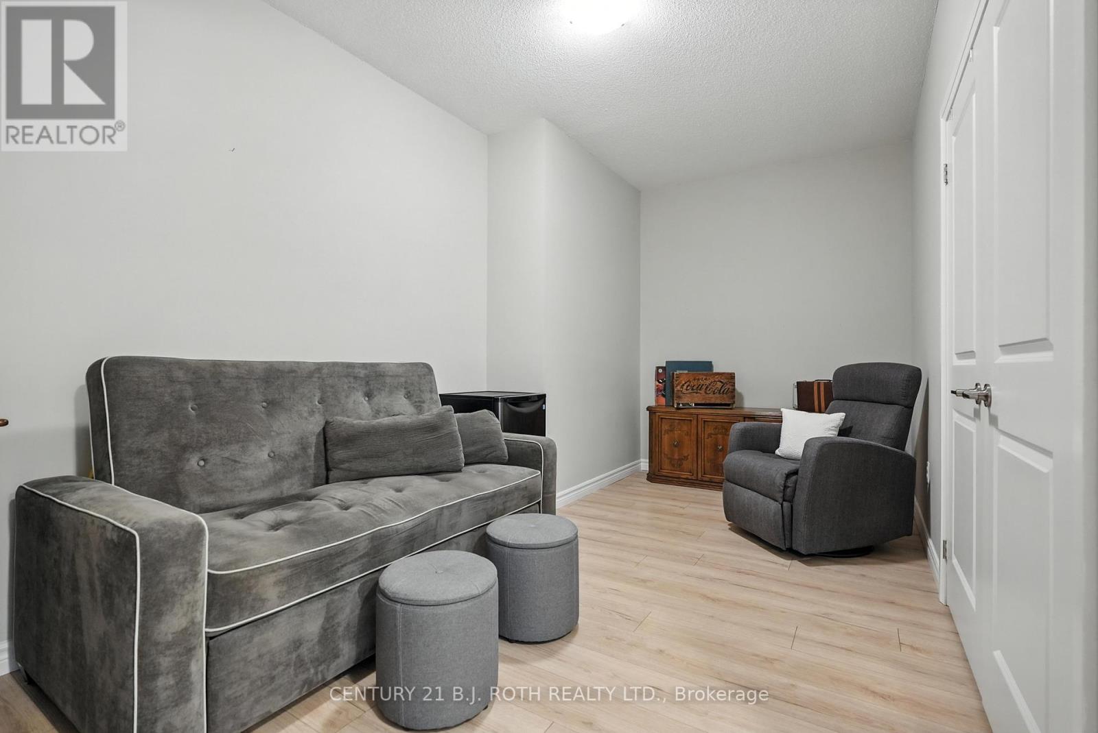 112 - 306 Essa Road, Barrie, Ontario  L9J 0H5 - Photo 23 - S12414425