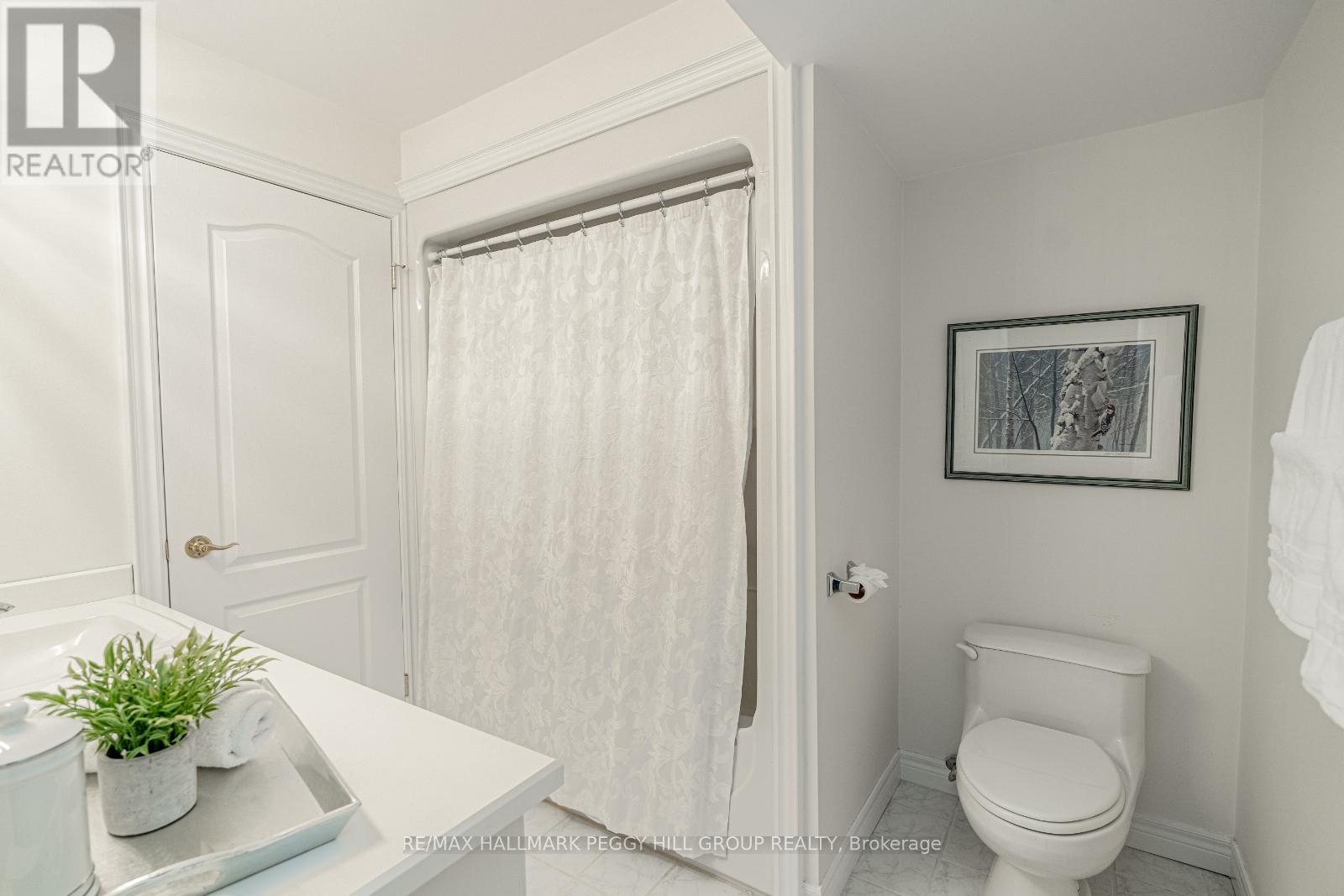 1331 Flos Road 3 E, Springwater, Ontario  L0L 2K0 - Photo 15 - S12414435