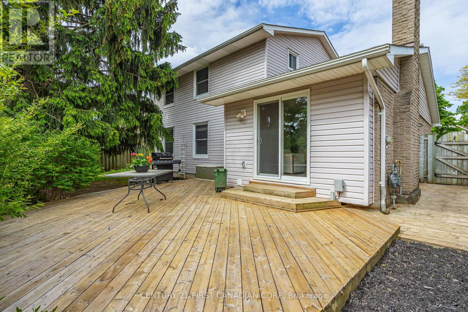 24 Bartlett Crescent, London South, Ontario  N6K 1W4 - Photo 31 - X12414556