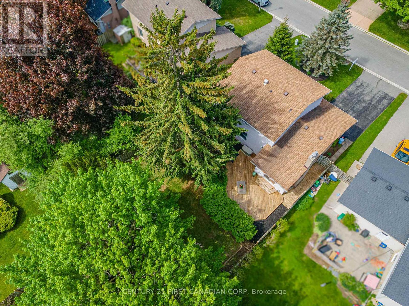 24 Bartlett Crescent, London South, Ontario  N6K 1W4 - Photo 39 - X12414556