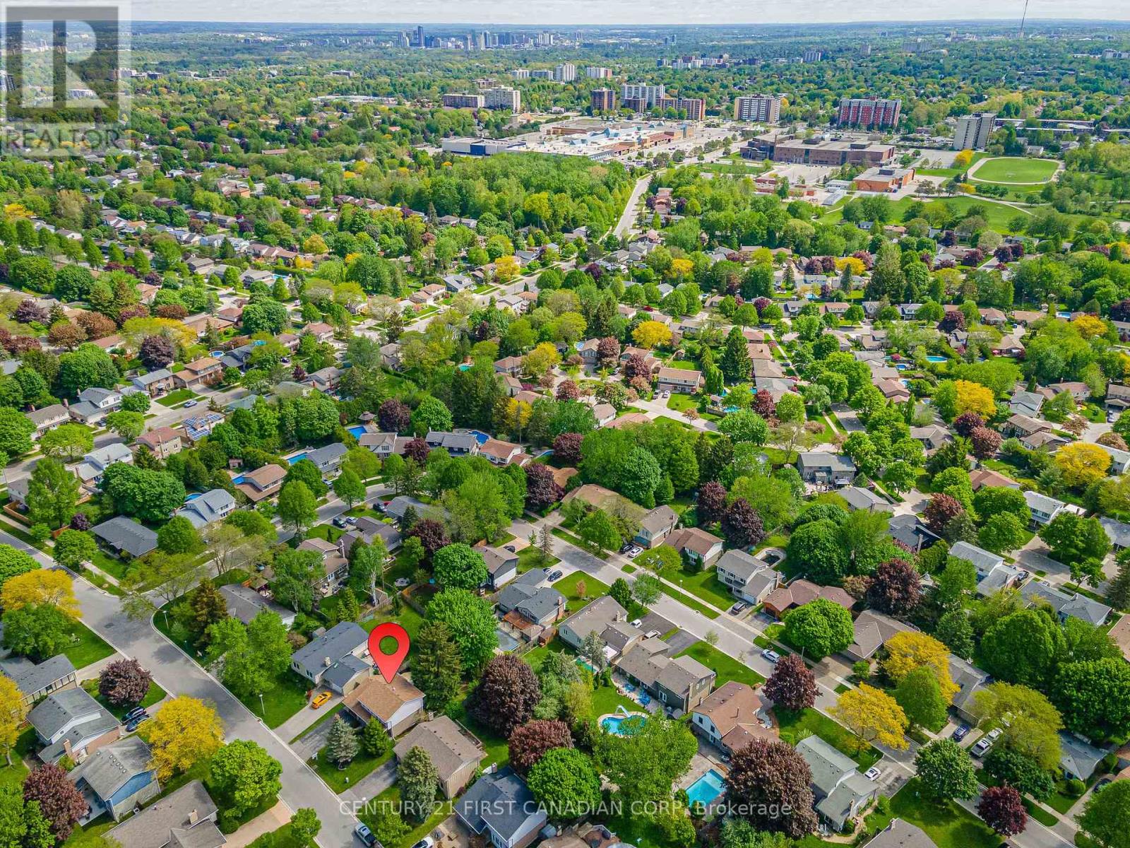 24 Bartlett Crescent, London South, Ontario  N6K 1W4 - Photo 41 - X12414556