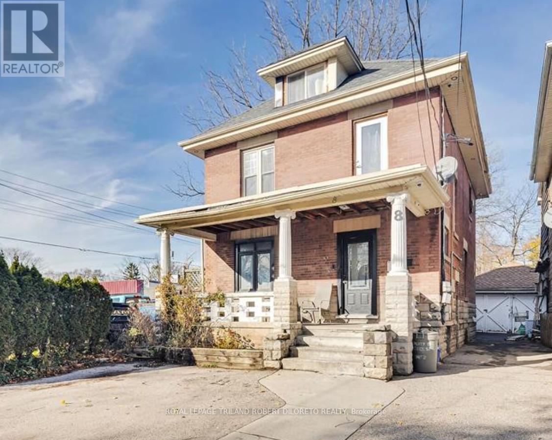 <div class="slider-price">$654,900</div><p>8 Bruce Street, London South, Ontario</p>