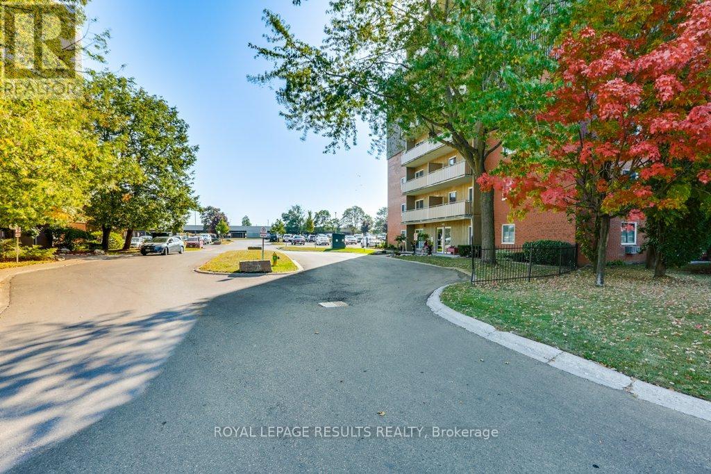 508 - 1102 Jalna Boulevard, London South, Ontario  N6E 1X8 - Photo 2 - X12414584