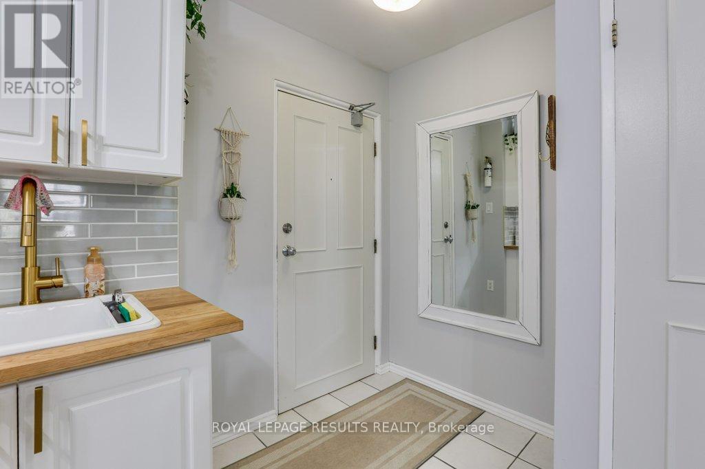 508 - 1102 Jalna Boulevard, London South, Ontario  N6E 1X8 - Photo 8 - X12414584