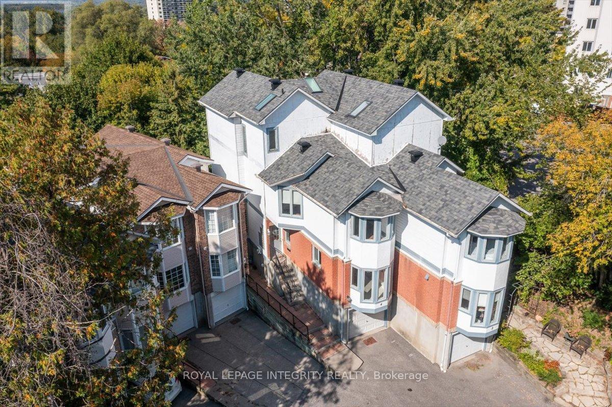 4 - 2949 Richmond Road, Ottawa, Ontario  K2B 6S6 - Photo 2 - X12414485