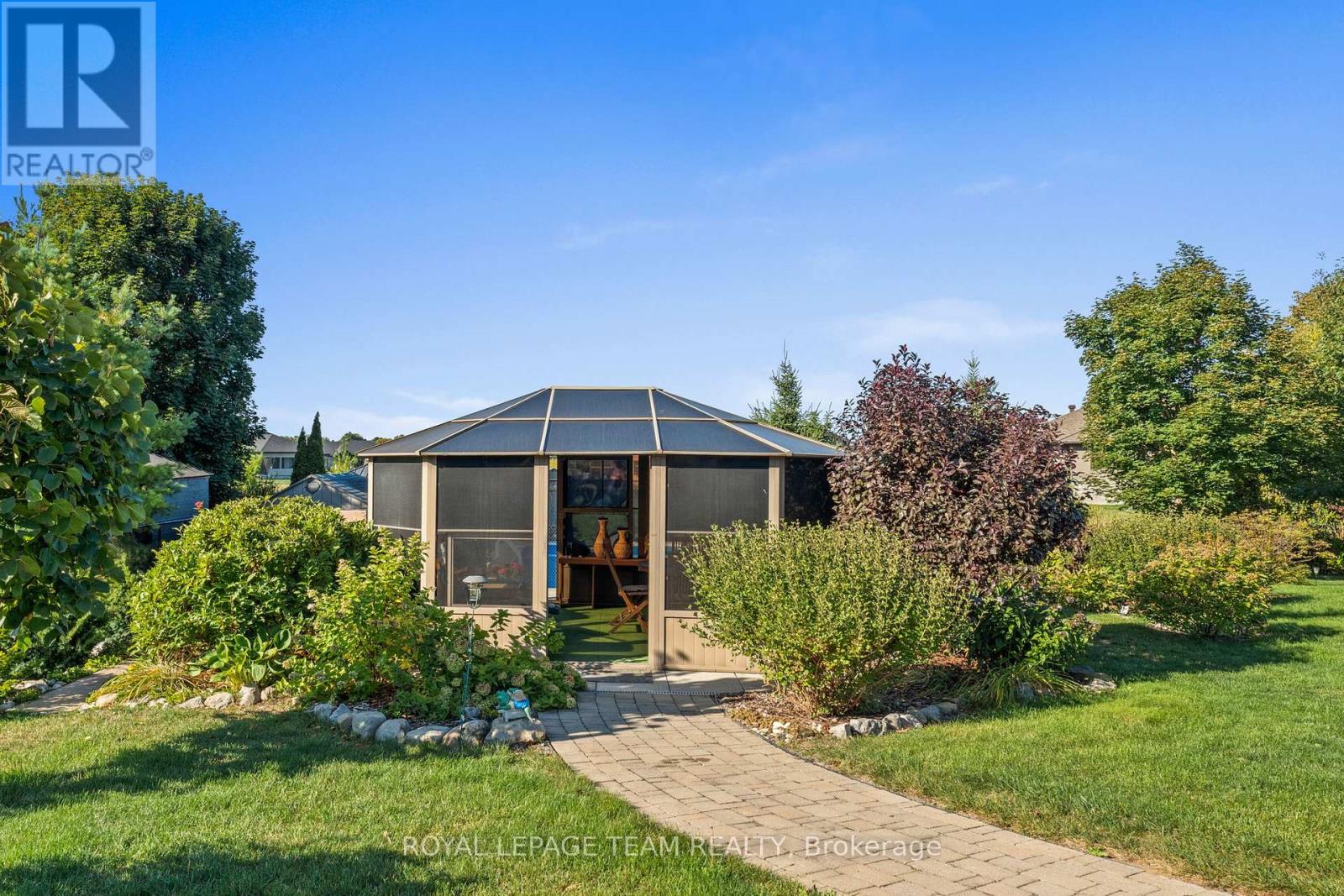 2193 Trailwood Drive, Ottawa, Ontario  K0A 2T0 - Photo 33 - X12414531