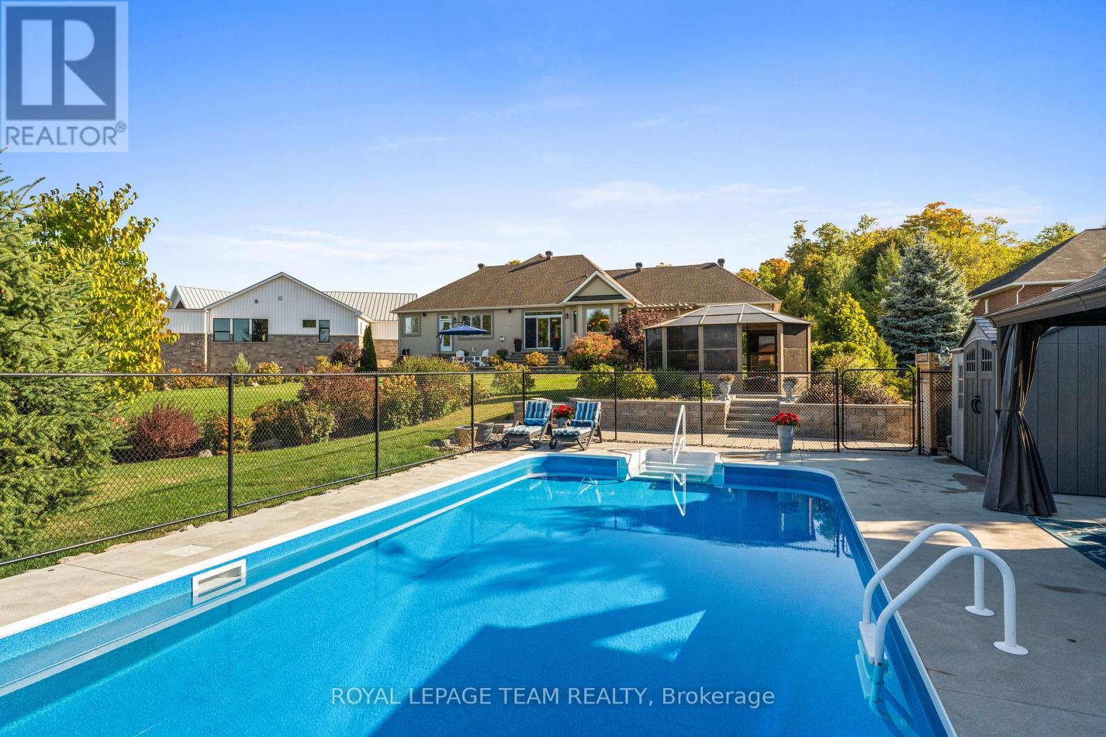 2193 Trailwood Drive, Ottawa, Ontario  K0A 2T0 - Photo 35 - X12414531