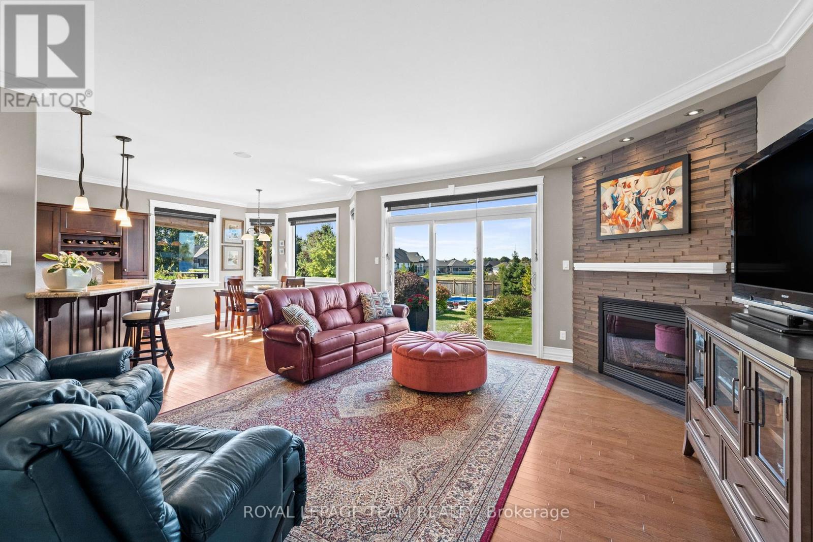 2193 Trailwood Drive, Ottawa, Ontario  K0A 2T0 - Photo 6 - X12414531