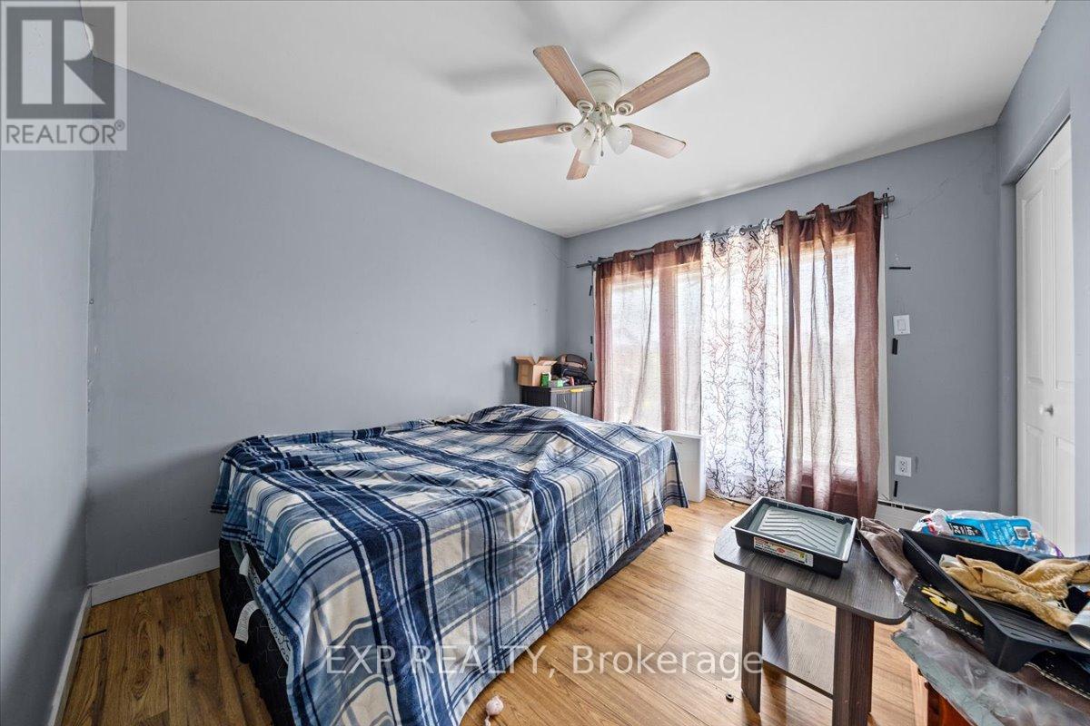 215 Lavergne Street, Ottawa, Ontario  K1L 5E4 - Photo 13 - X12414567