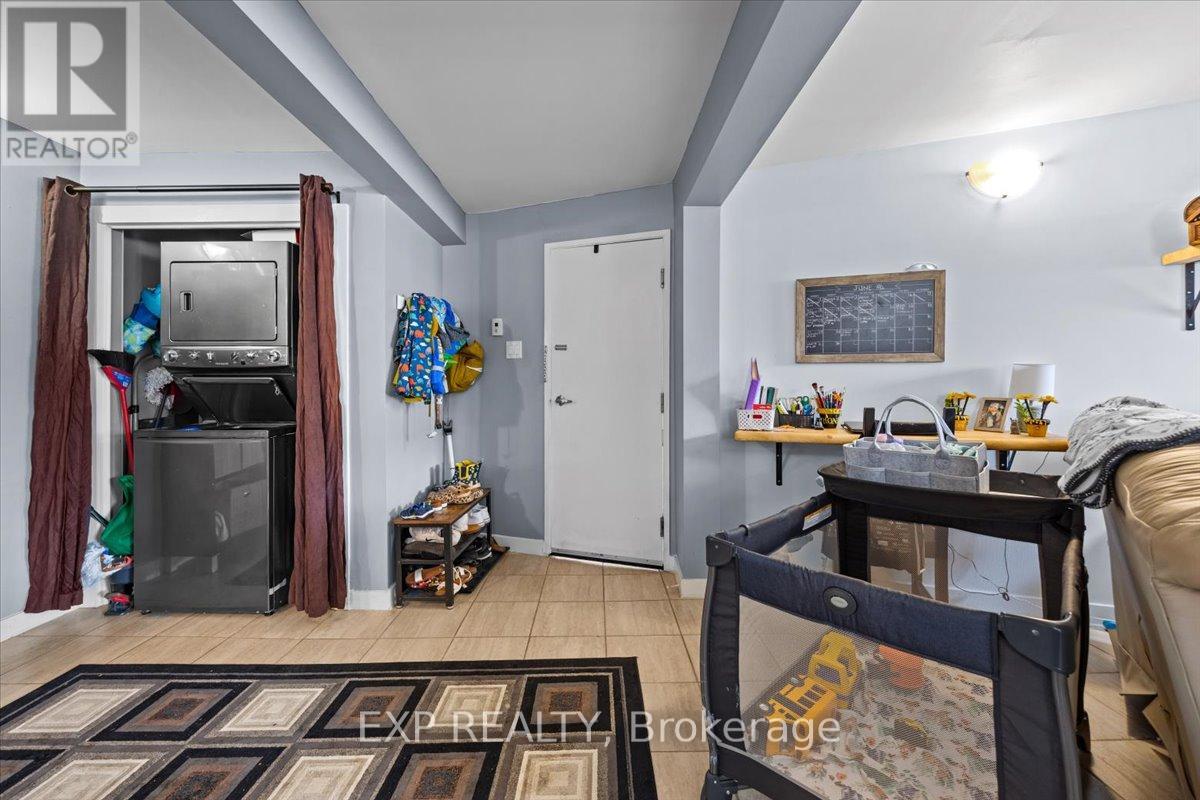 215 Lavergne Street, Ottawa, Ontario  K1L 5E4 - Photo 21 - X12414567