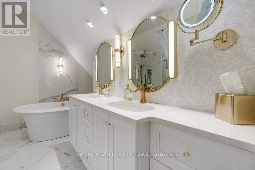 386 Ashbury Road, Ottawa, Ontario  K1M 0R8 - Photo 19 - X12414601