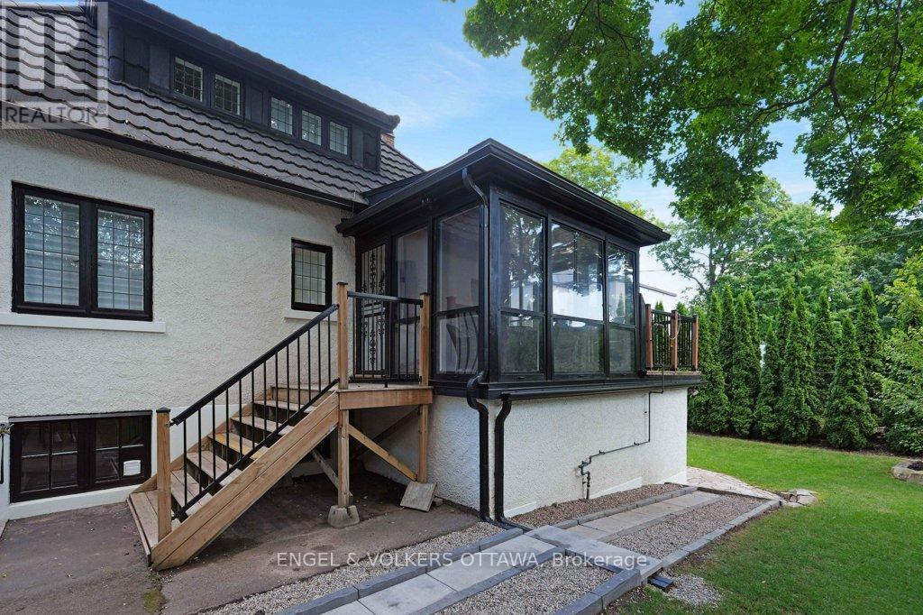 386 Ashbury Road, Ottawa, Ontario  K1M 0R8 - Photo 36 - X12414601