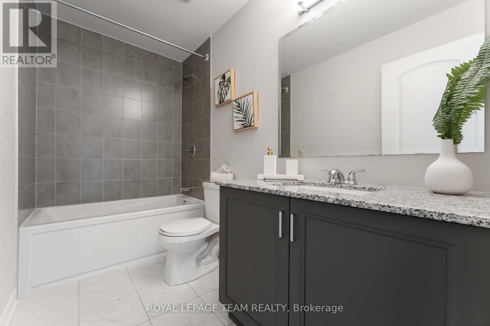 3040 Travertine Way, Ottawa, Ontario  K2J 6W9 - Photo 37 - X12414603