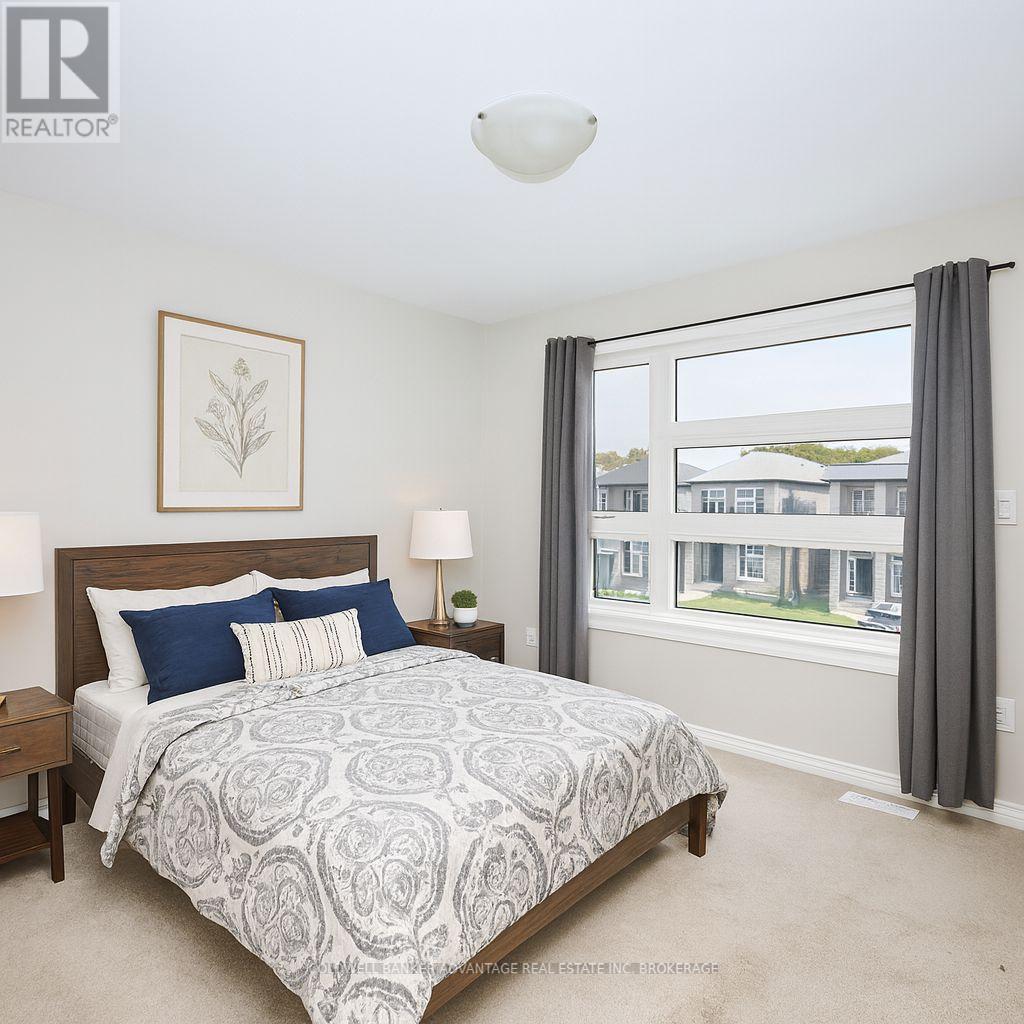 324 Louise Street, Welland, Ontario  L3B 0H8 - Photo 17 - X12414443