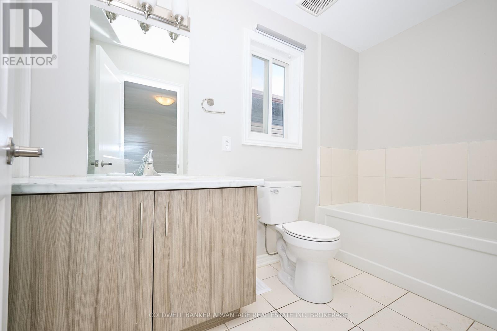 324 Louise Street, Welland, Ontario  L3B 0H8 - Photo 20 - X12414443