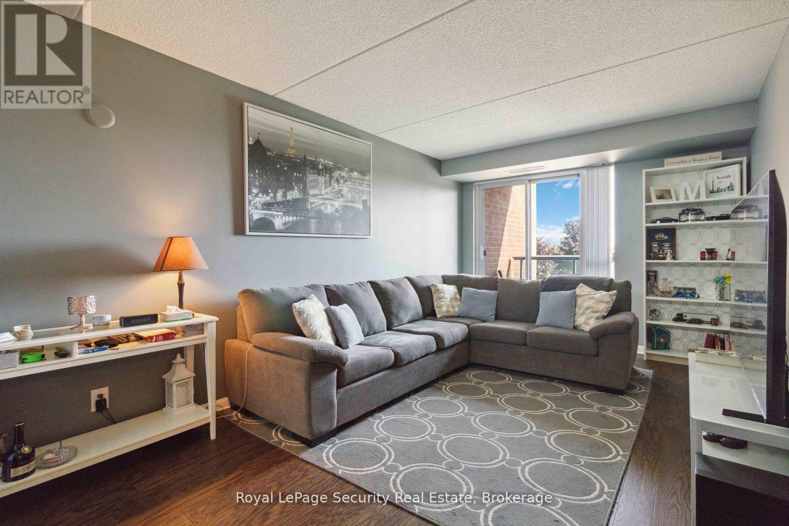 210 - 50 Via Rosedale Way, Brampton, Ontario  L6R 3Z7 - Photo 14 - W12414353