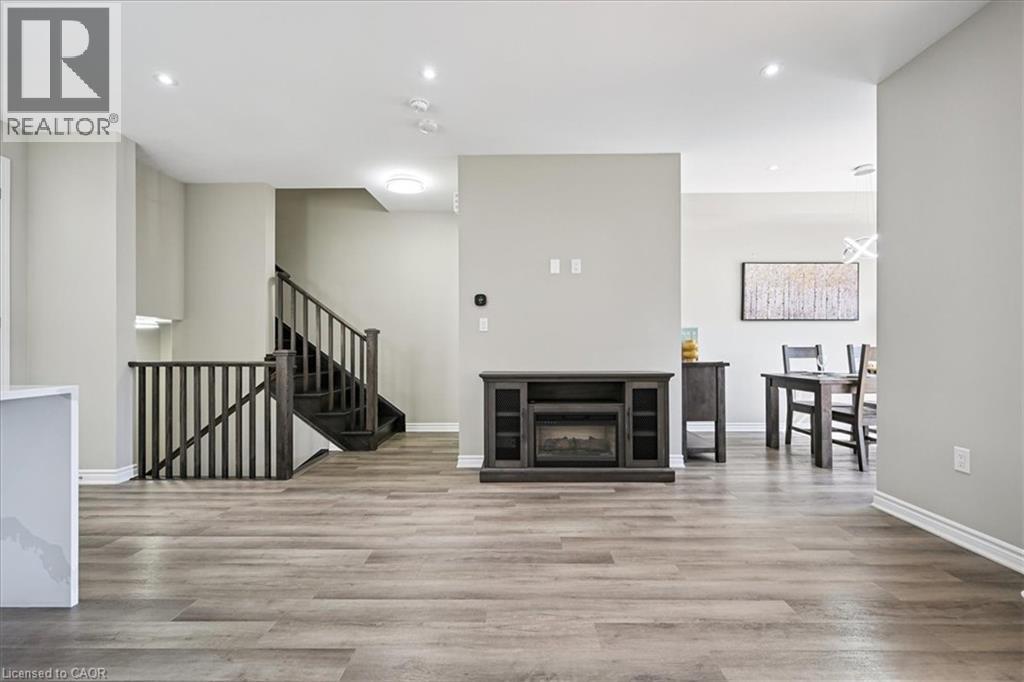 1569 Denison Place, Milton, Ontario  L9E 1Y2 - Photo 19 - 40768496
