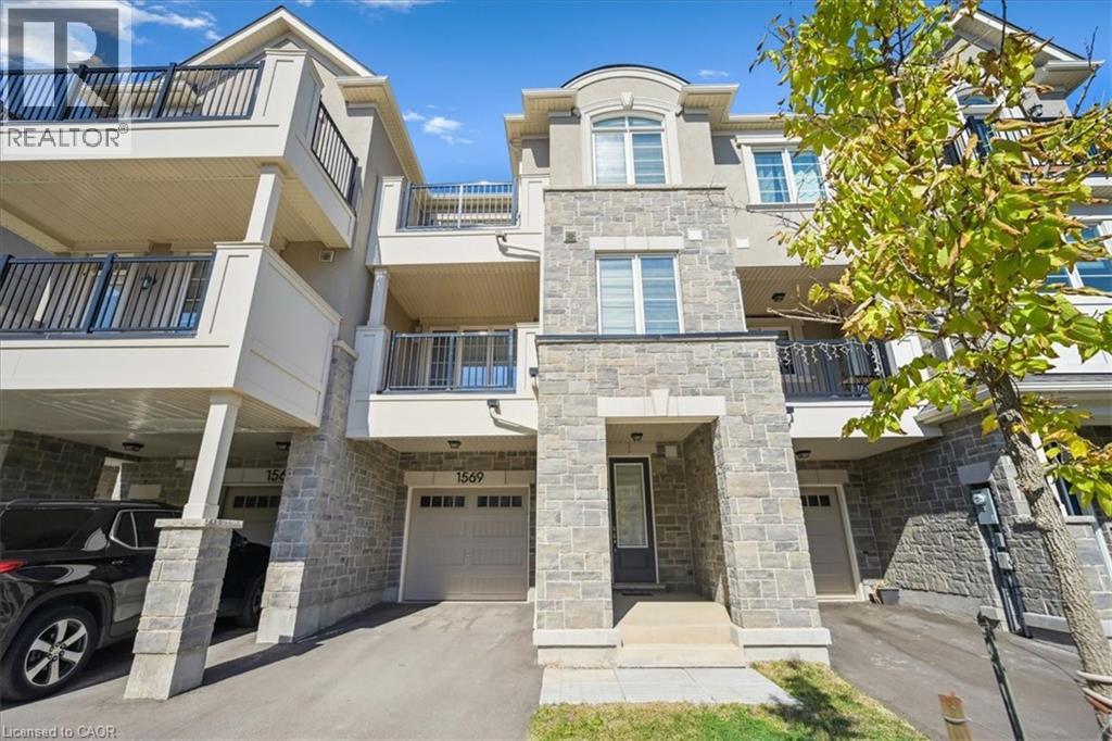 1569 Denison Place, Milton, Ontario  L9E 1Y2 - Photo 2 - 40768496