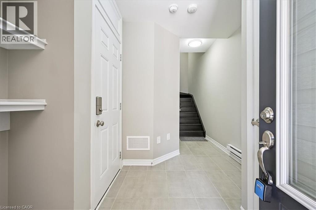 1569 Denison Place, Milton, Ontario  L9E 1Y2 - Photo 5 - 40768496