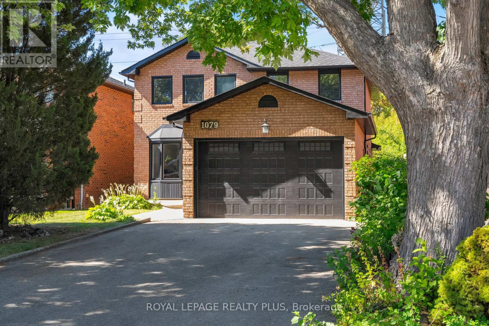 1079 HEDGE DRIVE, Mississauga, Ontario