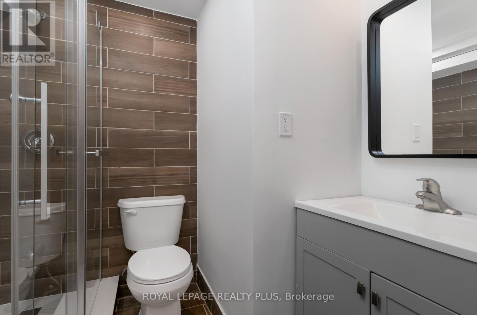 1079 Hedge Drive, Mississauga, Ontario  L4Y 1G3 - Photo 42 - W12414393