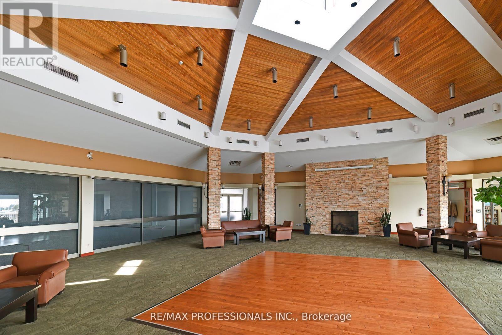 2004 - 2269 Lakeshore Boulevard W, Toronto, Ontario  M8V 3X6 - Photo 29 - W12414394