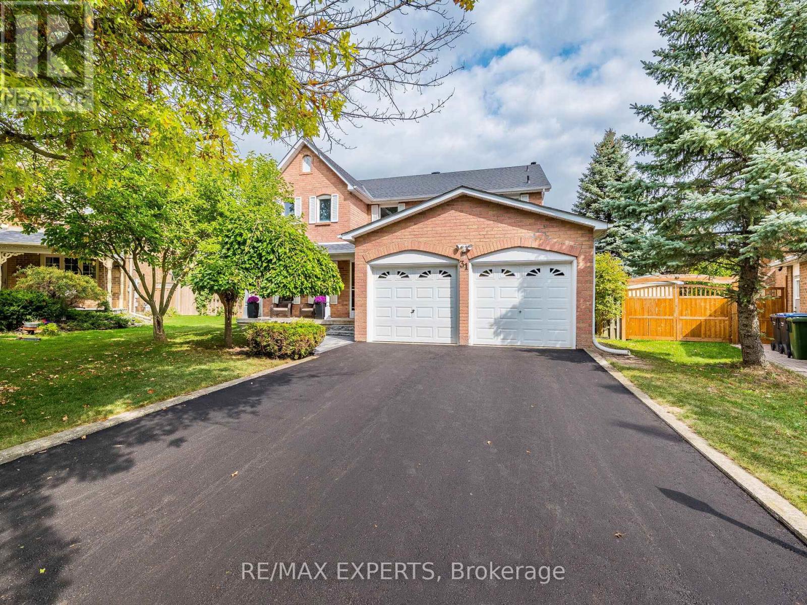 31 MCCABE CRESCENT, Caledon, Ontario