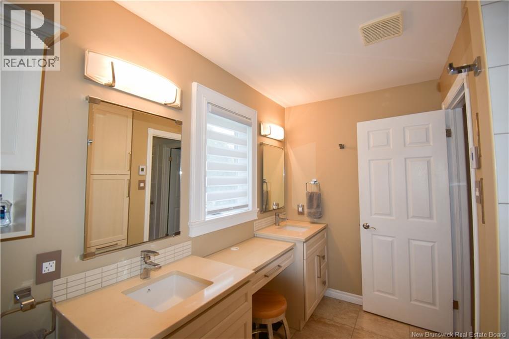 490 Carter, Bathurst, New Brunswick  E2A 4S5 - Photo 29 - NB123471