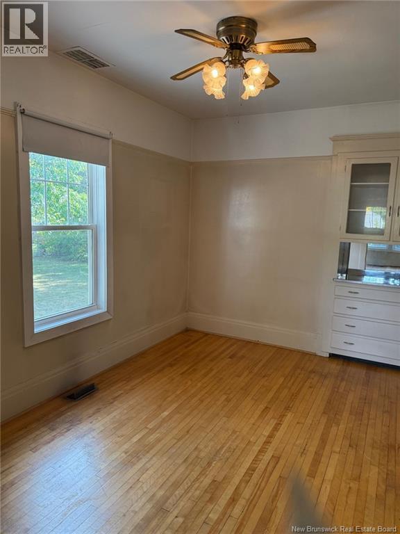 282 Campbell Street, Miramichi, New Brunswick  E1V 1R5 - Photo 15 - NB127010