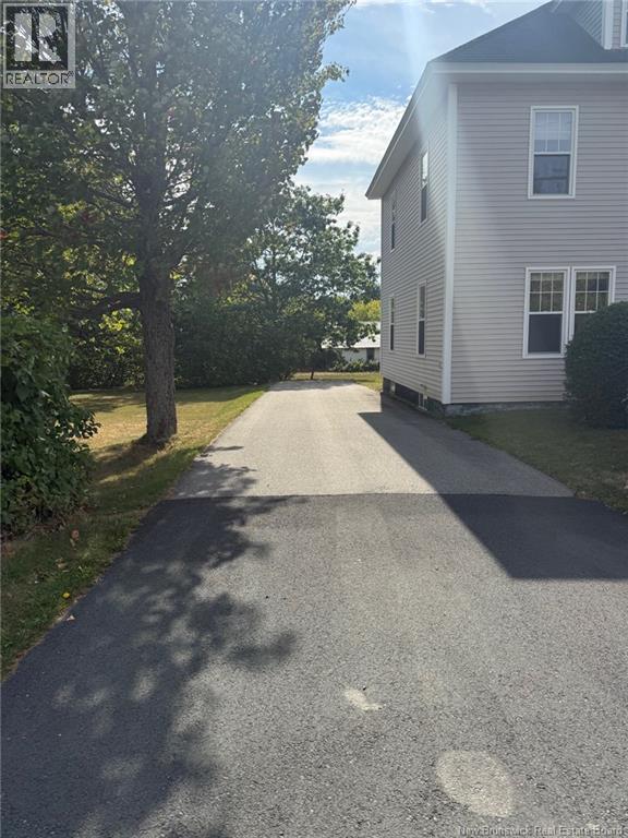 282 Campbell Street, Miramichi, New Brunswick  E1V 1R5 - Photo 2 - NB127010