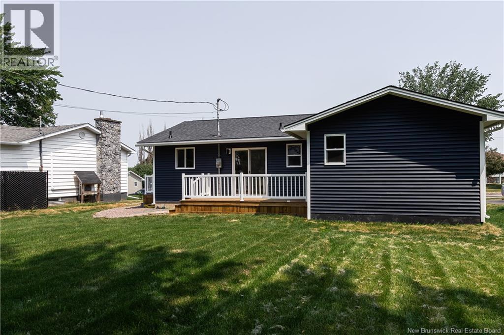 44 Teesdale, Moncton, New Brunswick  E1A 5K5 - Photo 3 - NB123600