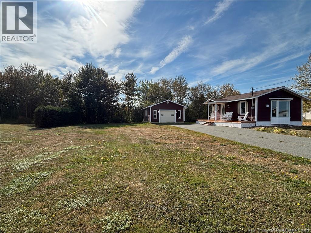 376 Rue Du Havre, Pointe-Verte, New Brunswick  E8J 2T1 - Photo 4 - NB127032