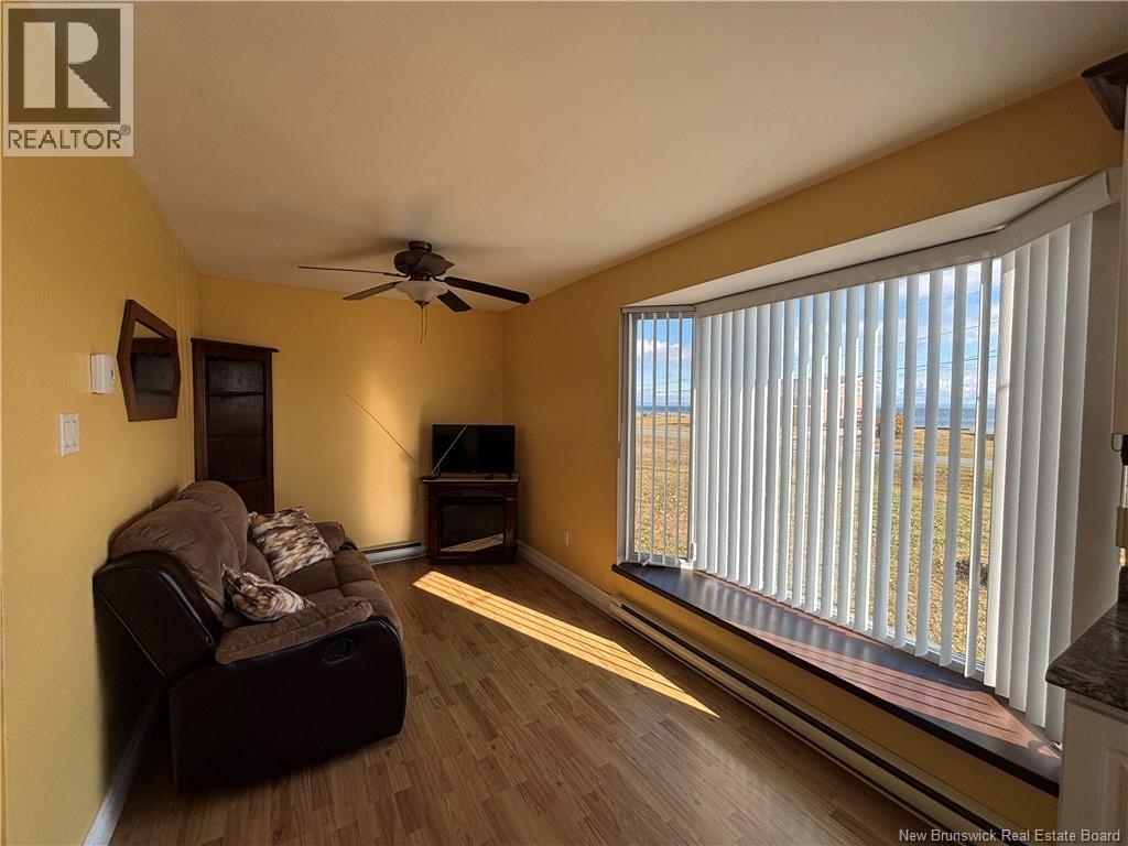 376 Rue Du Havre, Pointe-Verte, New Brunswick  E8J 2T1 - Photo 20 - NB127032