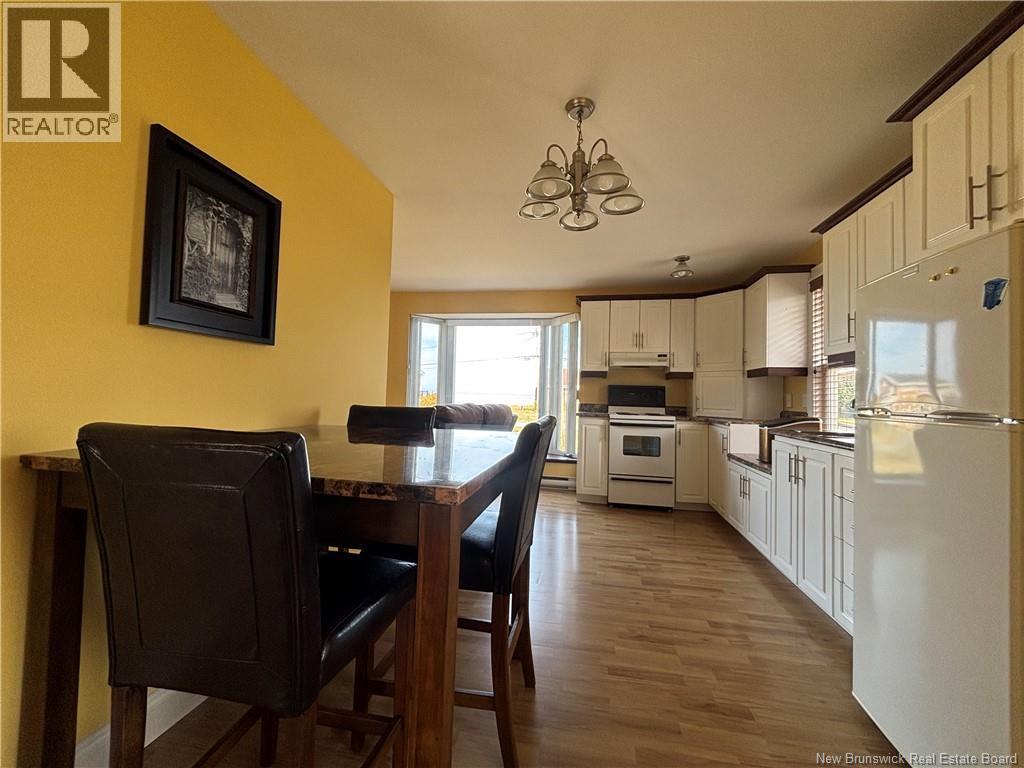 376 Rue Du Havre, Pointe-Verte, New Brunswick  E8J 2T1 - Photo 14 - NB127032