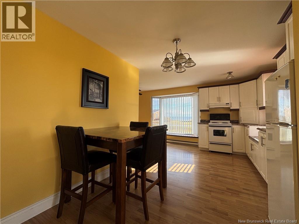 376 Rue Du Havre, Pointe-Verte, New Brunswick  E8J 2T1 - Photo 15 - NB127032