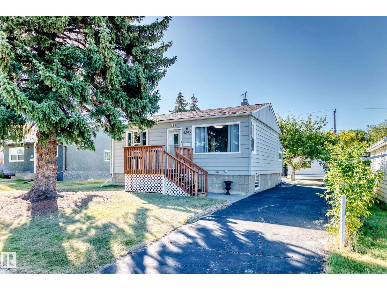 Property at 4209 116 AV NW image 2