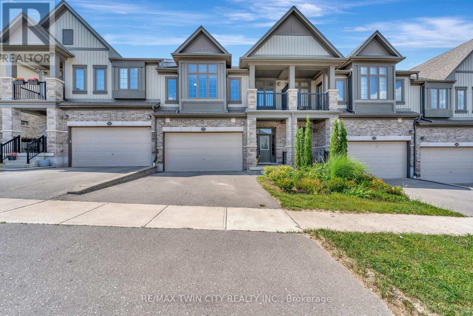 592 MAYAPPLE STREET, Waterloo, Ontario