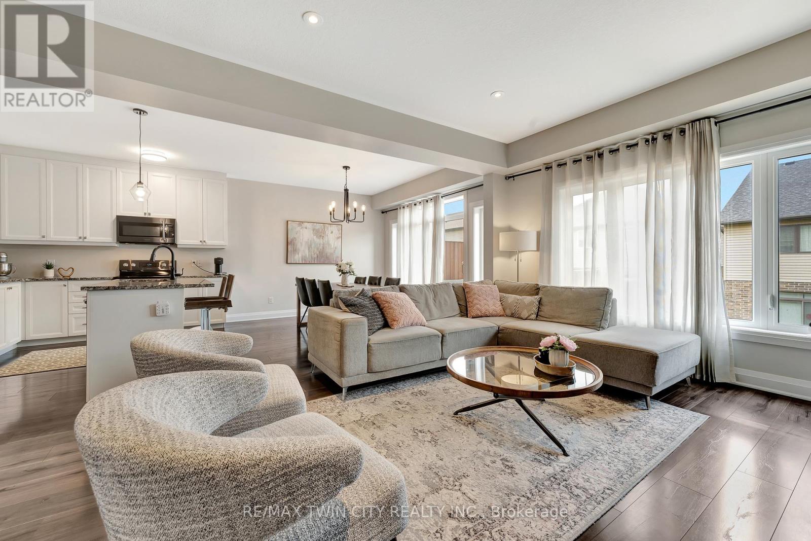 592 Mayapple Street, Waterloo, Ontario  N2V 0E3 - Photo 15 - X12414343