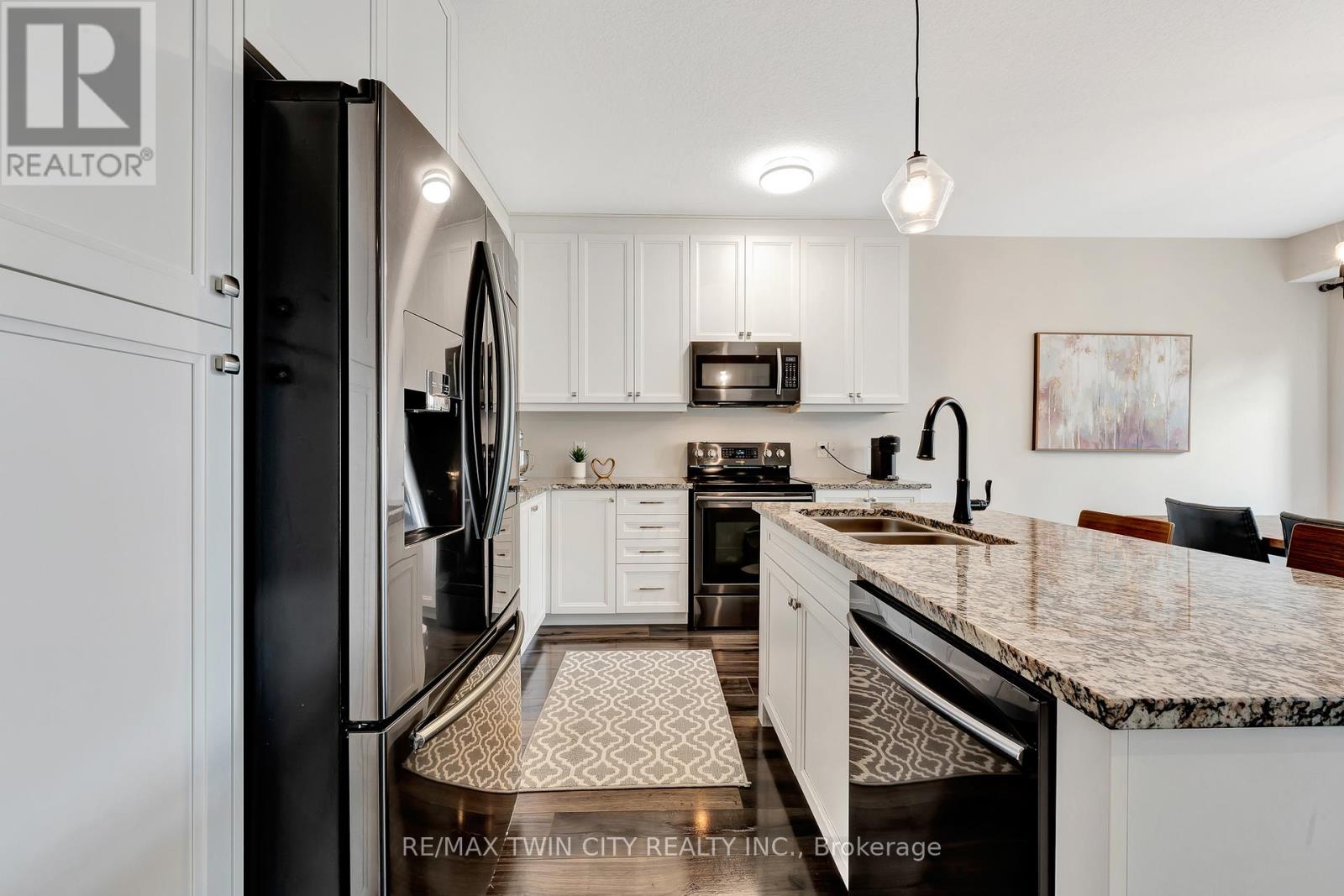 592 Mayapple Street, Waterloo, Ontario  N2V 0E3 - Photo 7 - X12414343