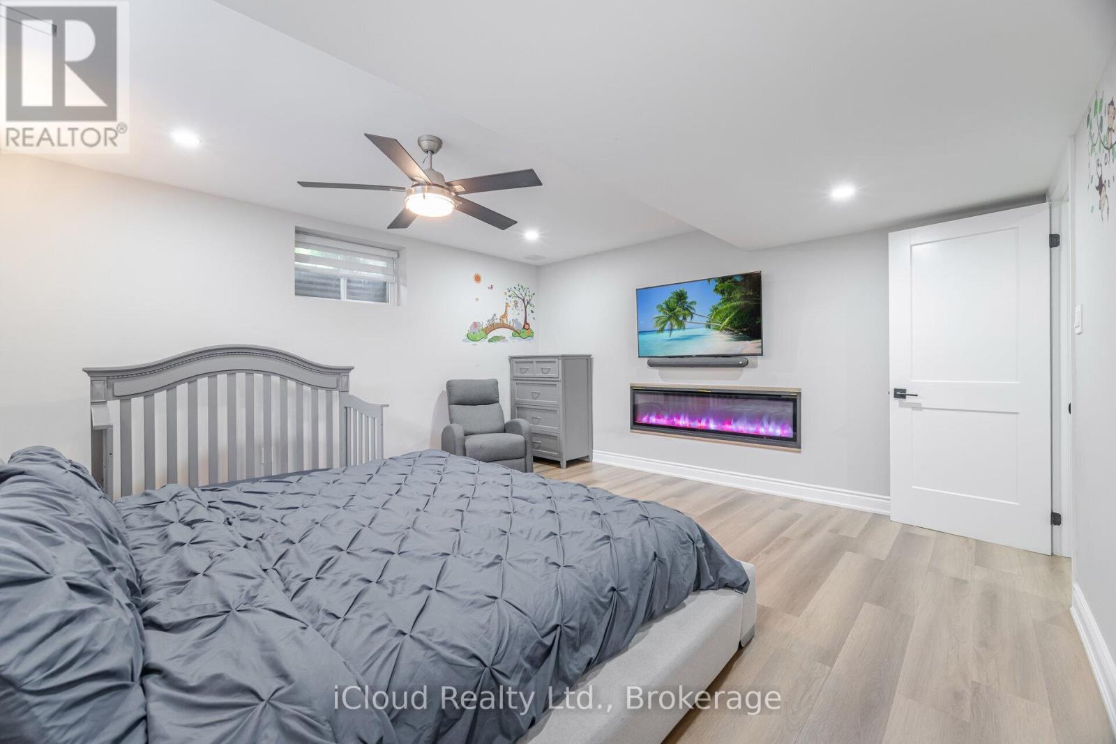 4 Deer View Ridge, Puslinch, Ontario  N1H 6H9 - Photo 41 - X12414431