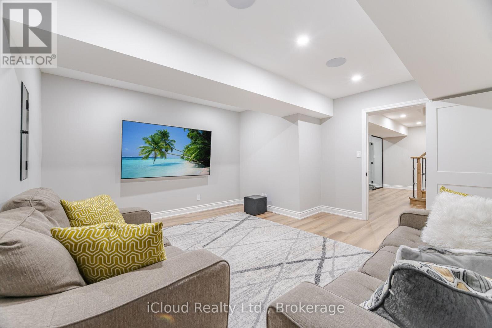 4 Deer View Ridge, Puslinch, Ontario  N1H 6H9 - Photo 46 - X12414431