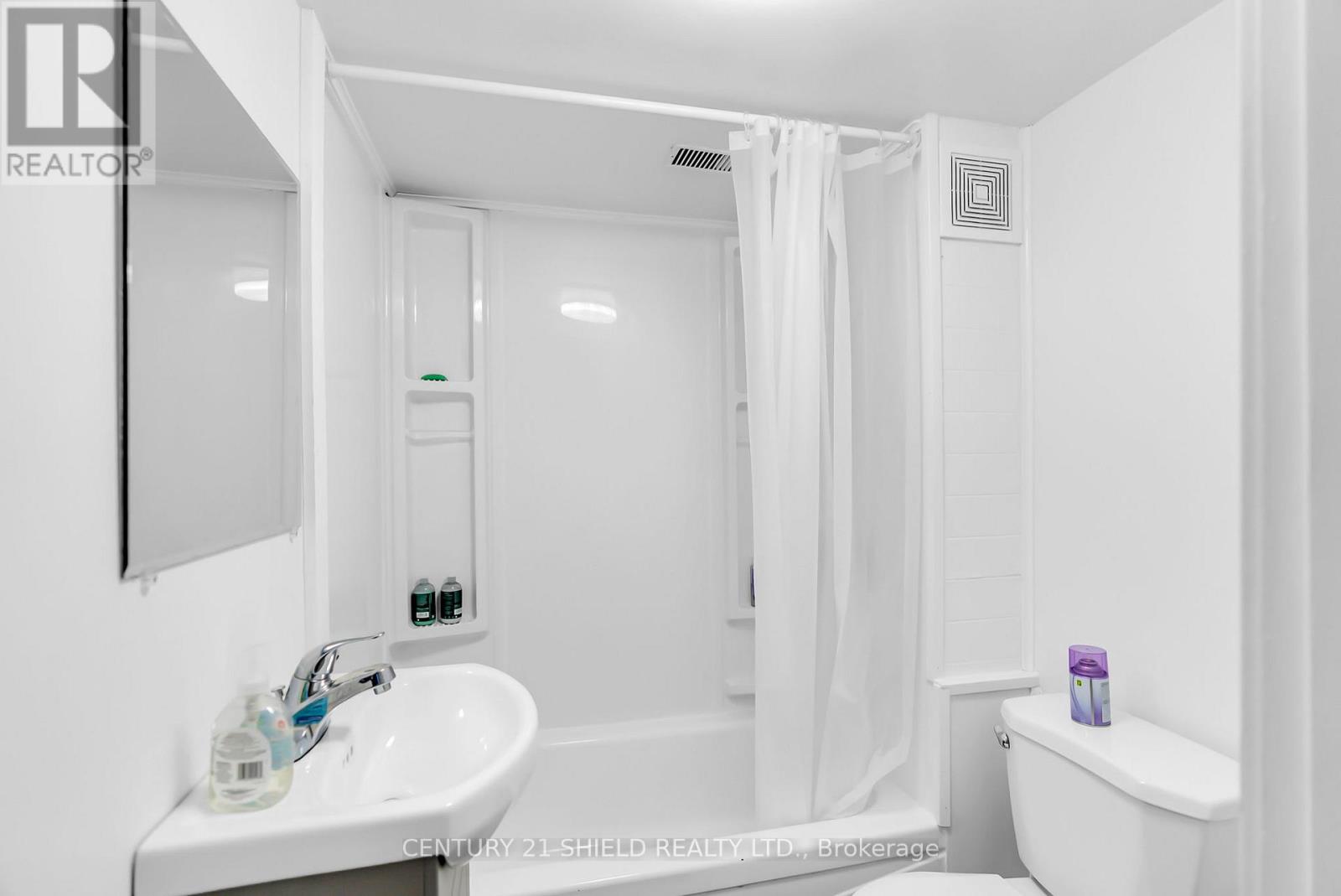 607 First Street E, Cornwall, Ontario  K6H 1L9 - Photo 26 - X12414568
